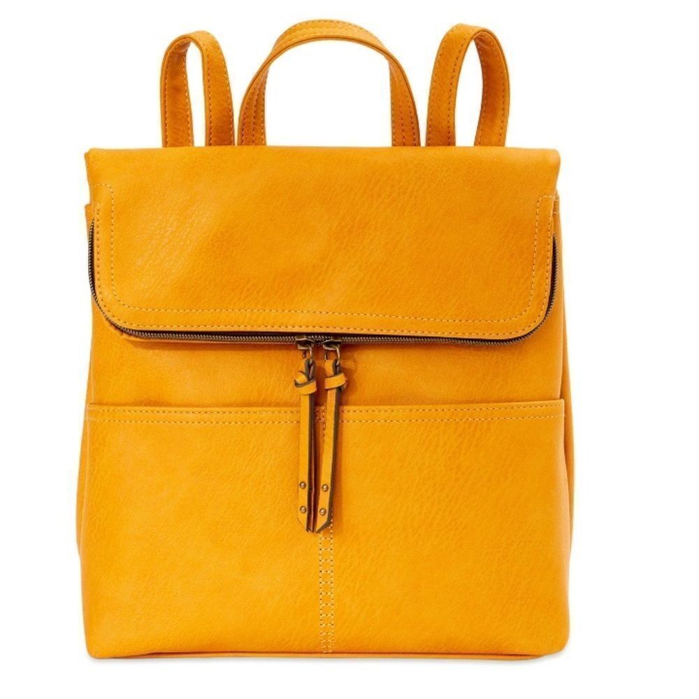 Autumn Gold Faux leather backpack 🍁